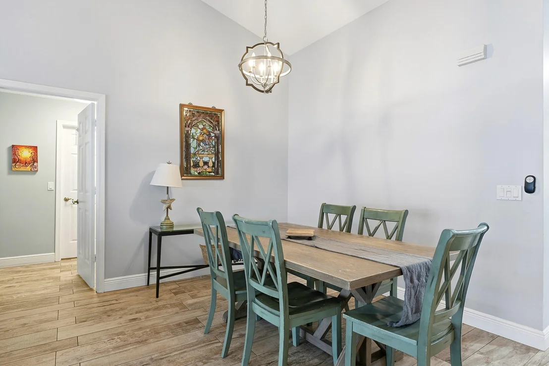 Photo of 6273 Barbara Street