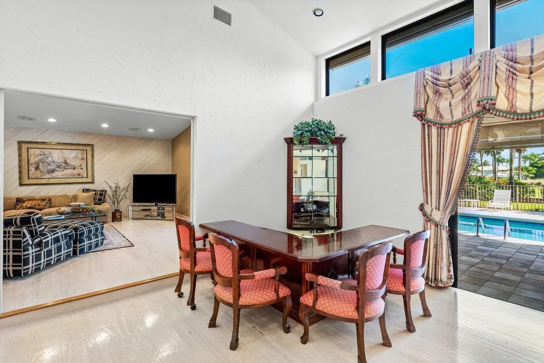 Photo of 4770 Tree Fern Drive