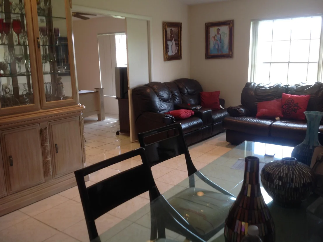 Photo of 5261 Breadfruit Circle