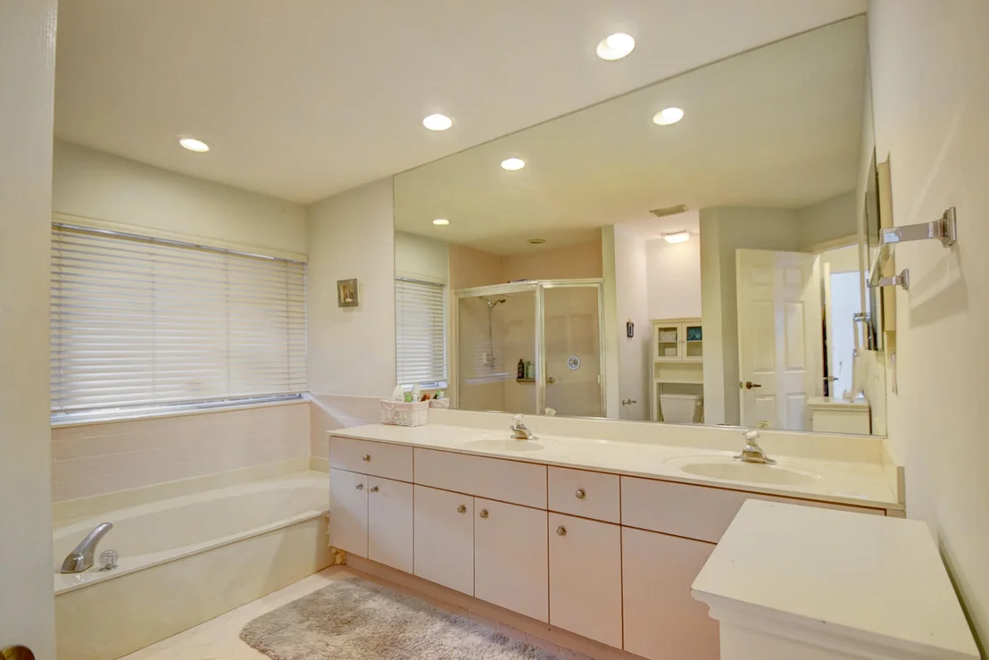 Photo of 9638 Carousel Circle N