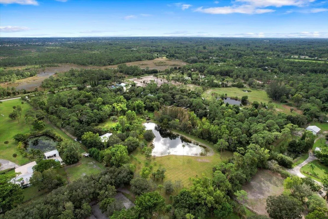 Photo of 3381 E Road