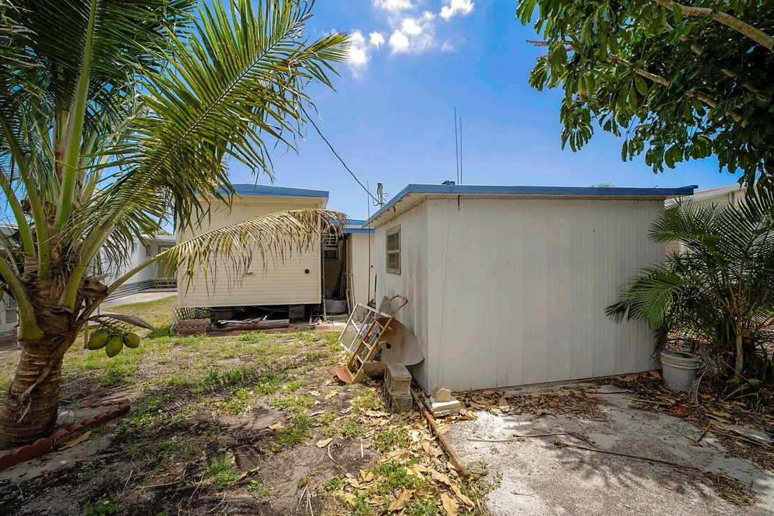 Photo of 8919 Palm Street