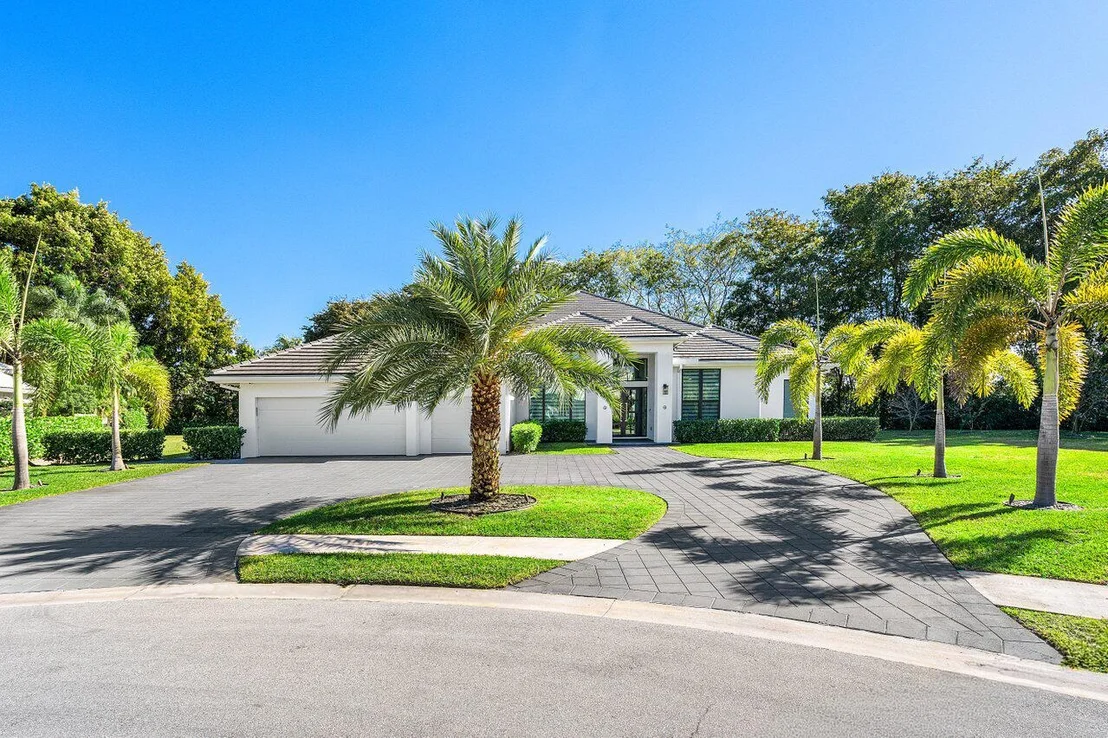 Photo of 17607 Bocaire Place