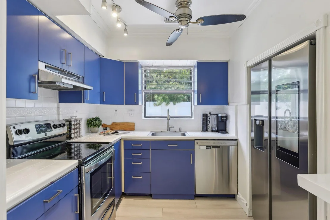 Photo of 220 Greenbrier Drive