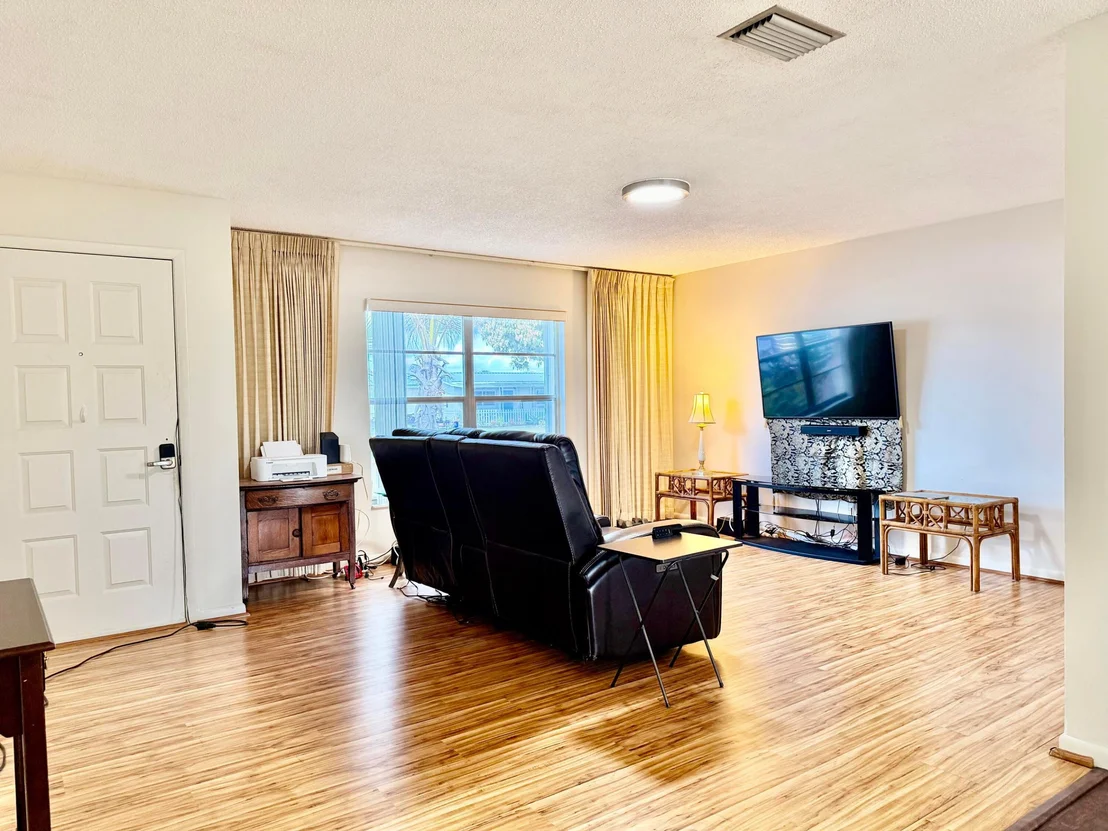 Photo of 1926 SE 31st Street