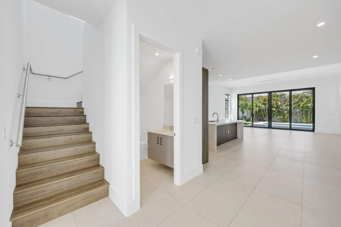Photo of 655 Kingsbridge Street