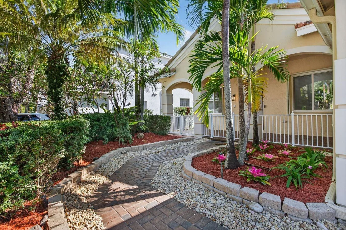 Photo of 1012 Fairfield Meadows Drive