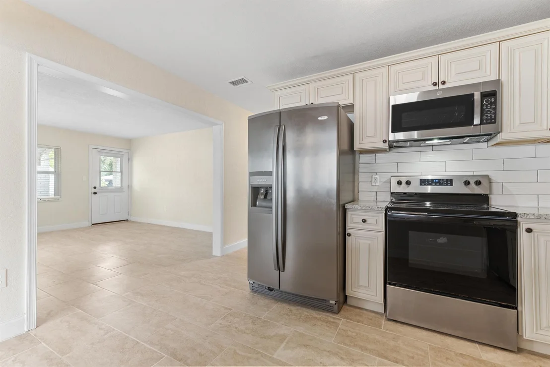 Photo of 123 Silver Beach Road