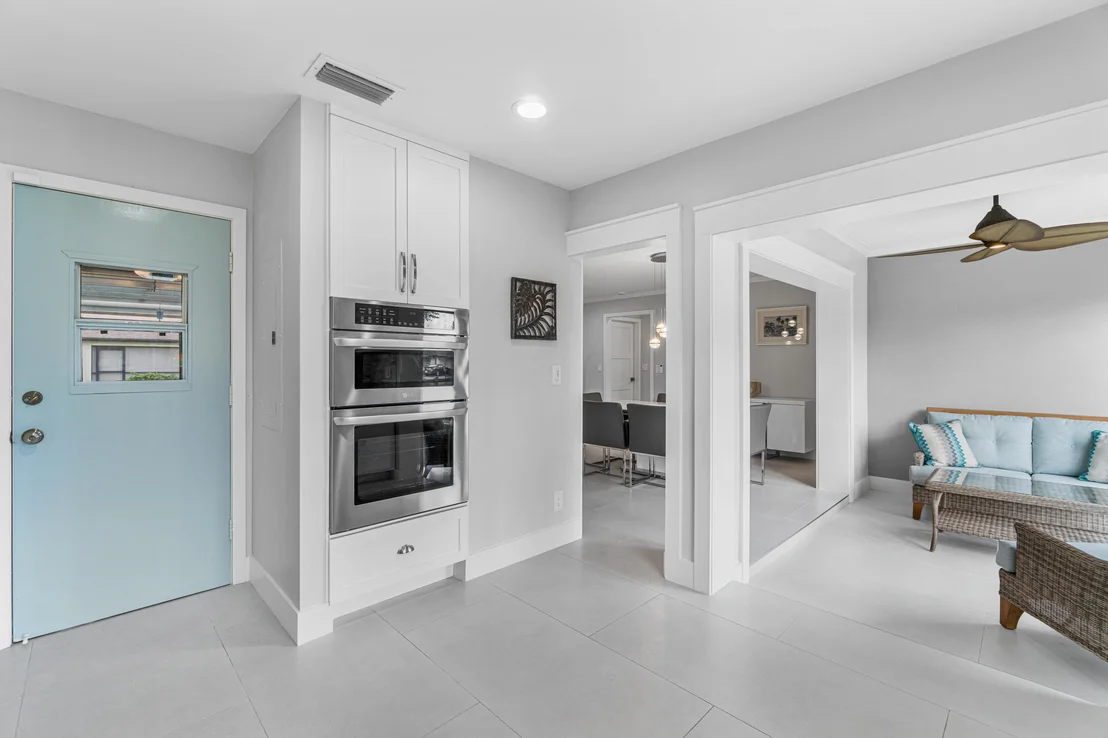 Photo of Unit A at 4820 Equestrian Circle