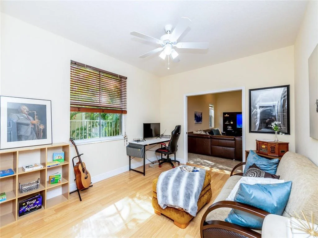 Photo of 1672 Eagle Bend