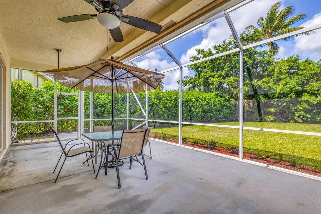 Photo of 225 Blackbird Lane
