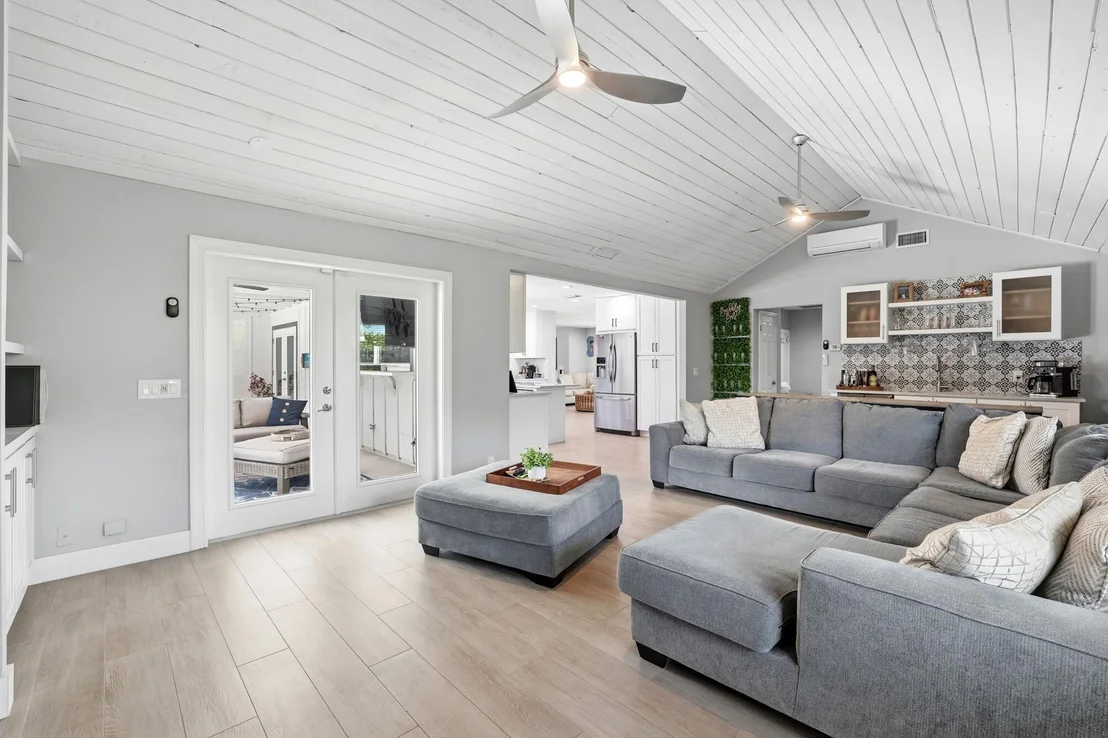 Photo of 624 Whippoorwill Row