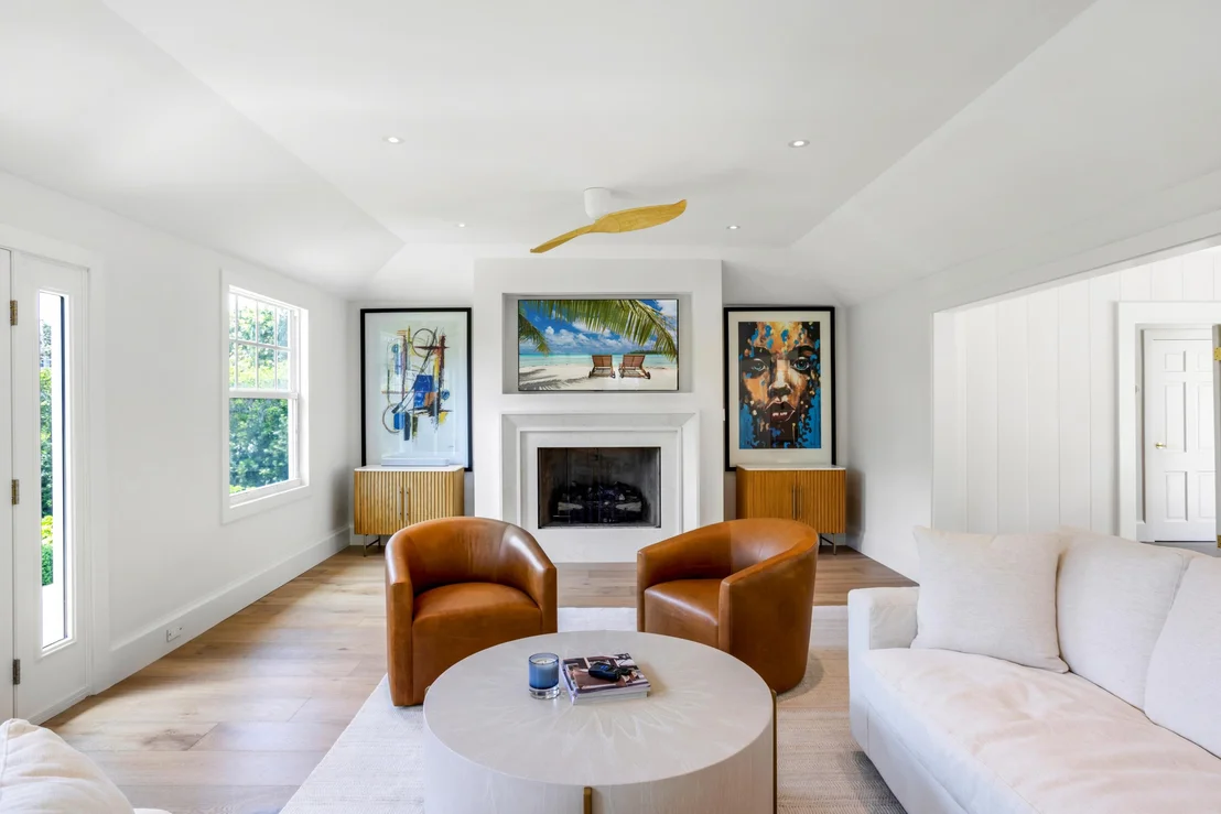 Photo of 1017 Tamarind Road