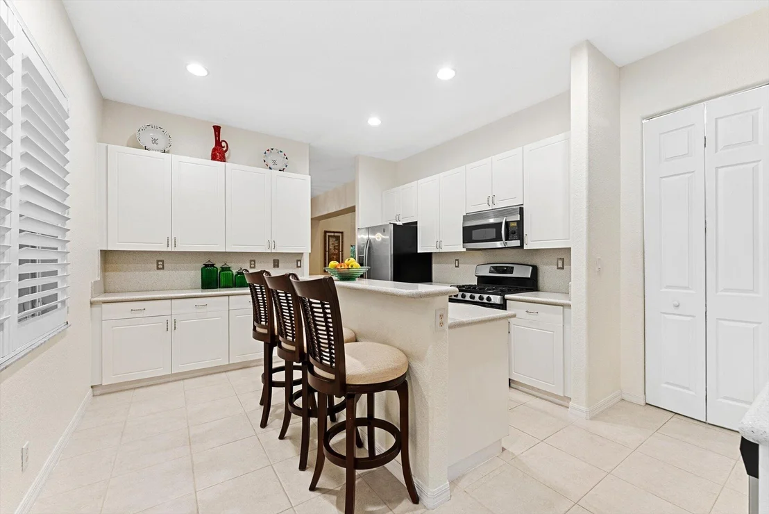 Photo of 1282 Beacon Circle