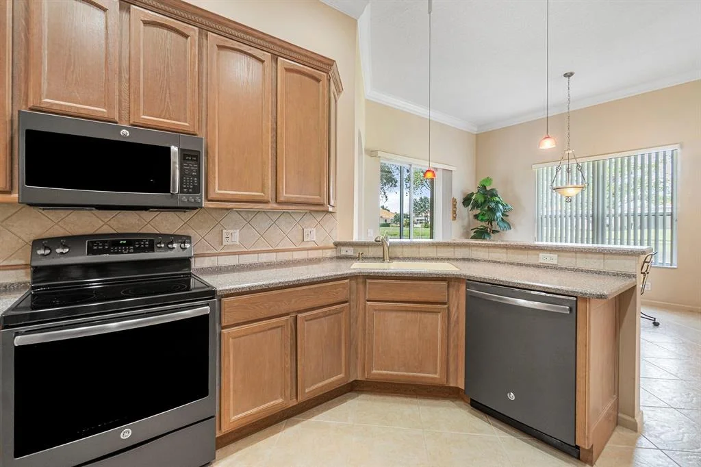 Photo of 6639 Catania Drive