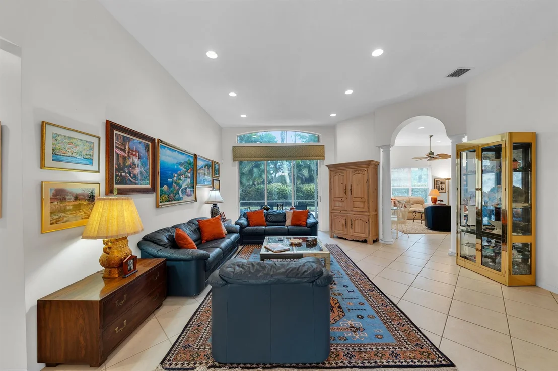 Photo of 6538 Arno Way