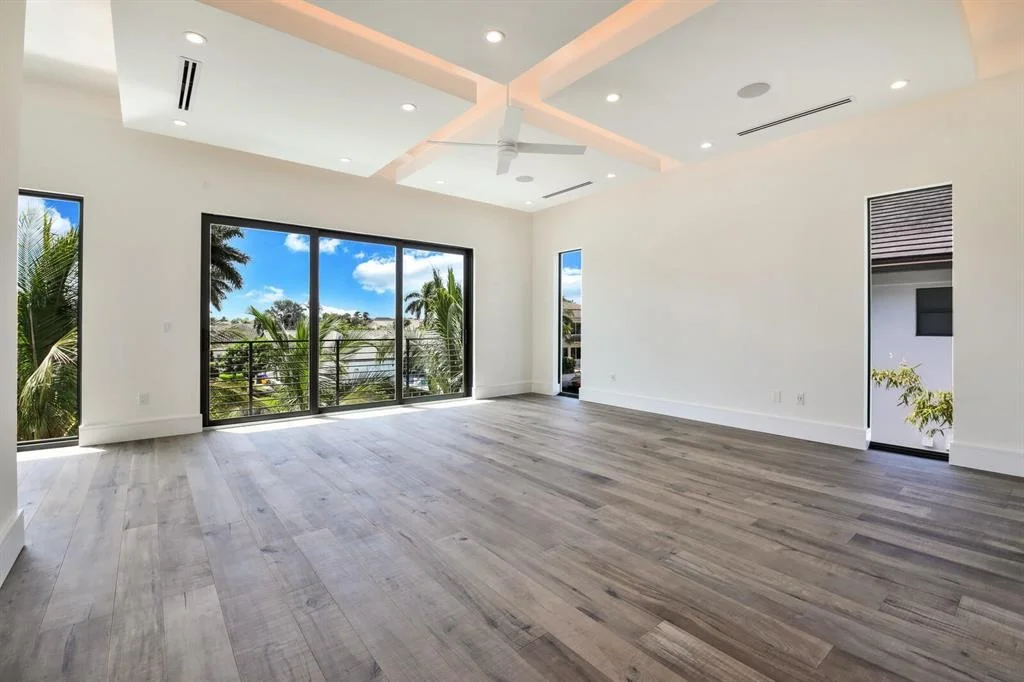 Photo of 960 Banyan Drive