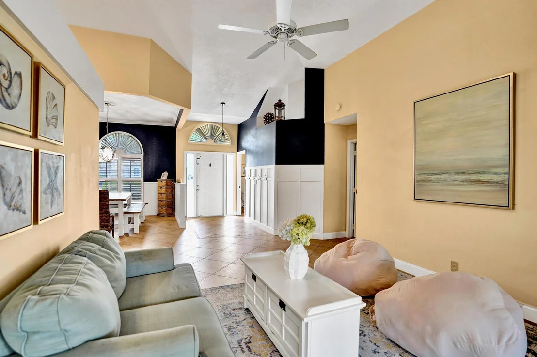 Photo of 7608 Monclair Court