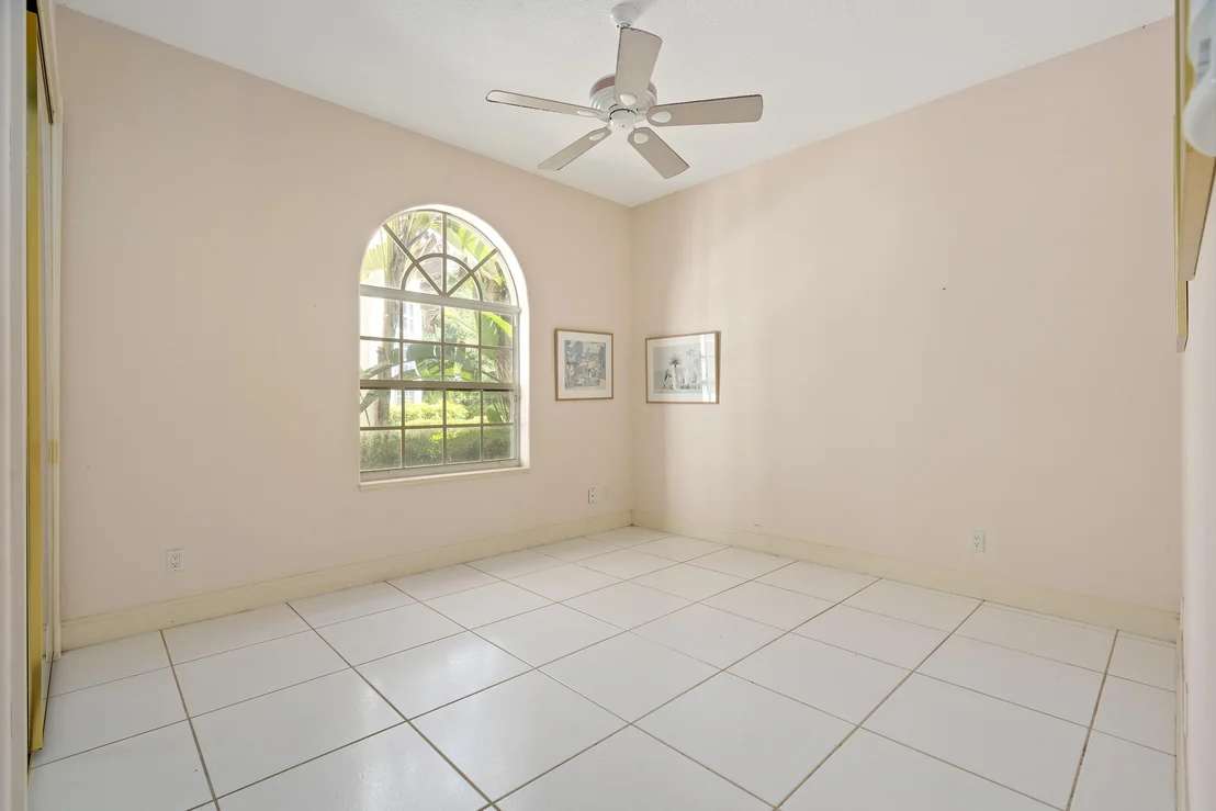 Photo of 540 Marbrisa Drive
