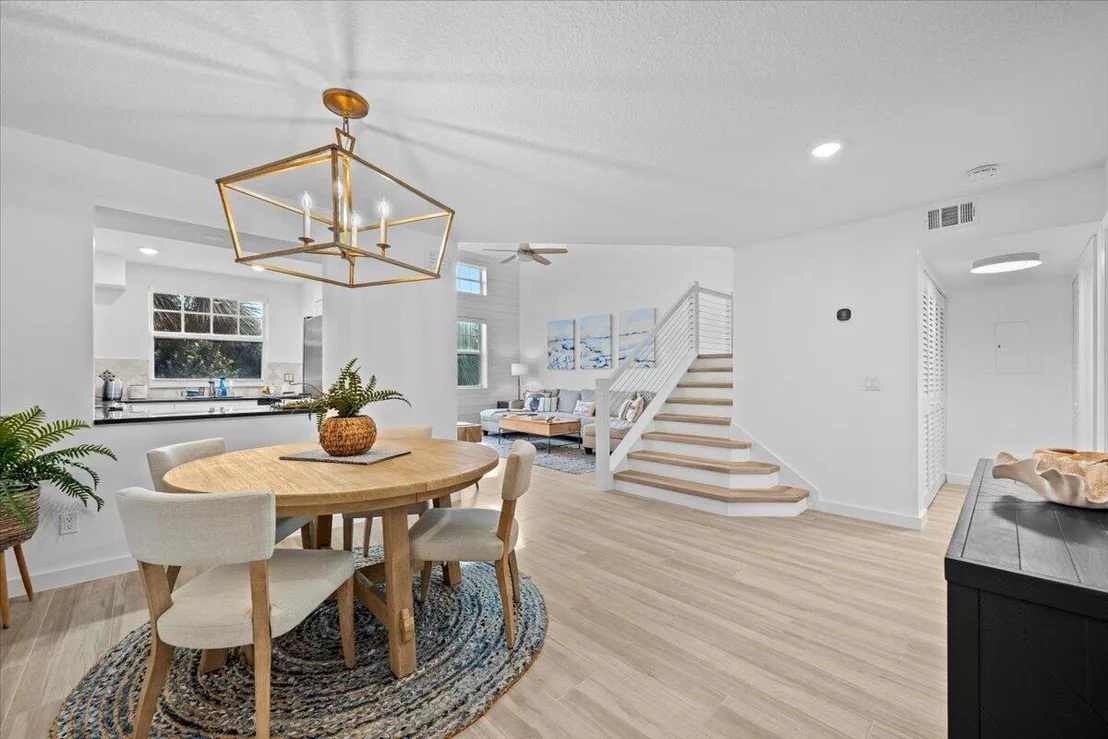 Photo of 105 MAINSAIL Circle