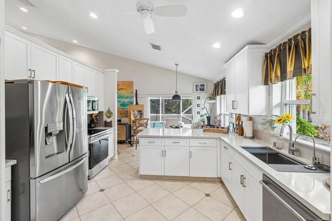 Photo of 7398 Falls Road W