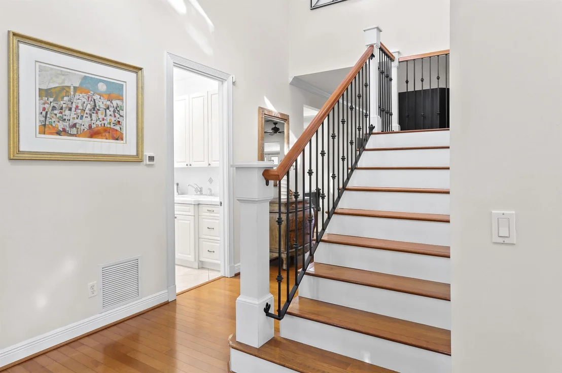 Photo of 400 Mangrove Point