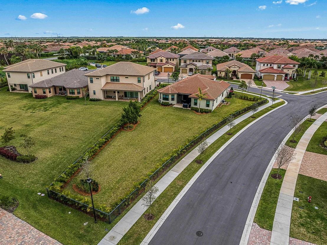 Photo of 9335 Bayside Circle
