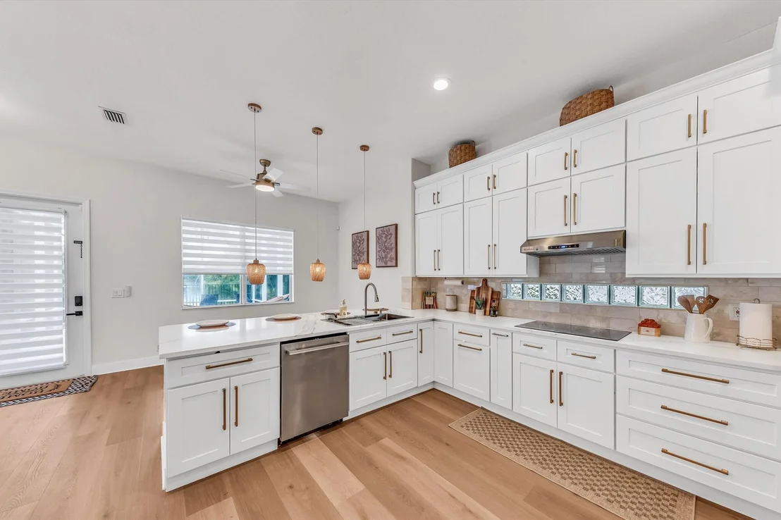 Photo of 1070 Grove Park Circle