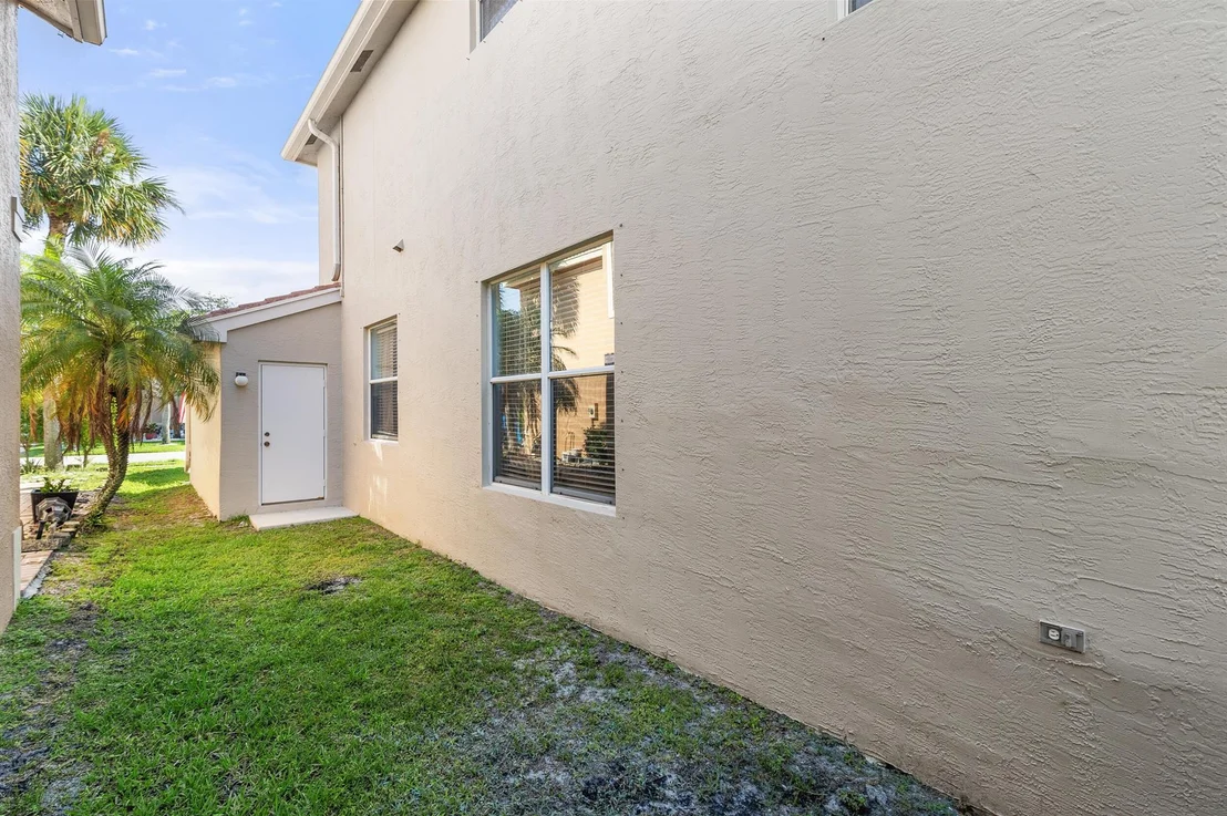 Photo of 5082 Starblaze Drive