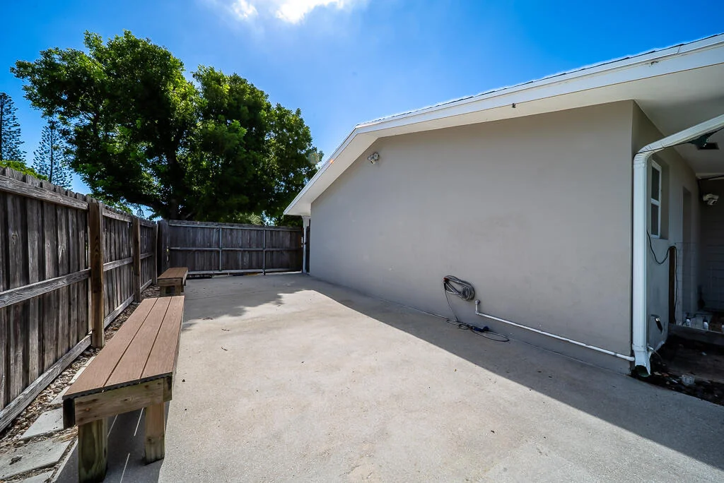 Photo of 425 Erie Drive