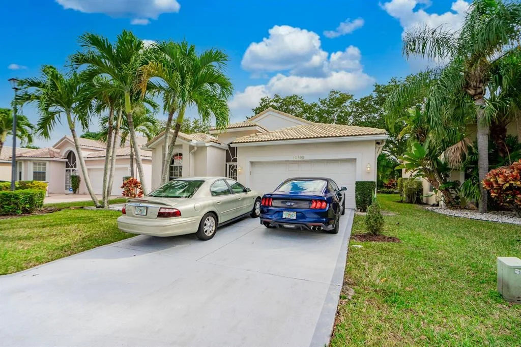 Photo of 10895 Fillmore Drive