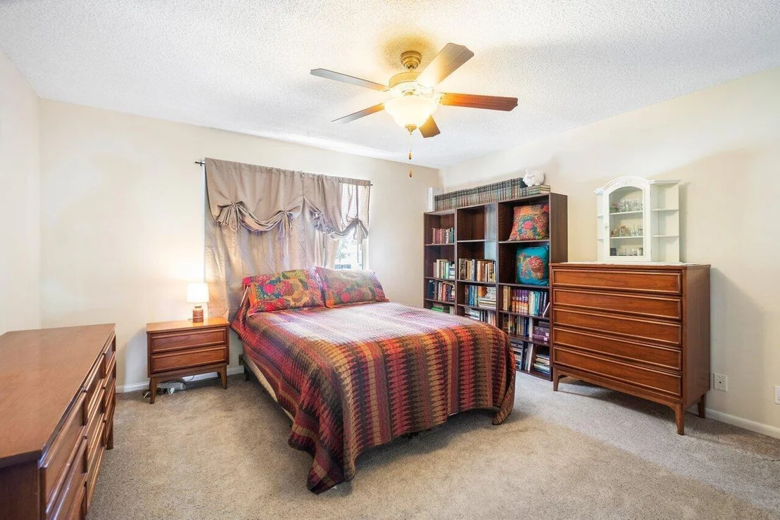 Photo of 10380 Sunstream Lane
