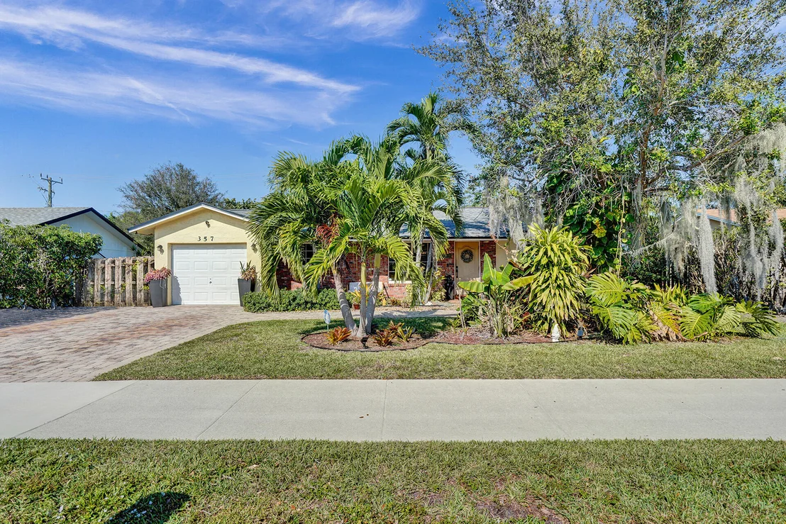 Photo of 357 NW 23rd Street