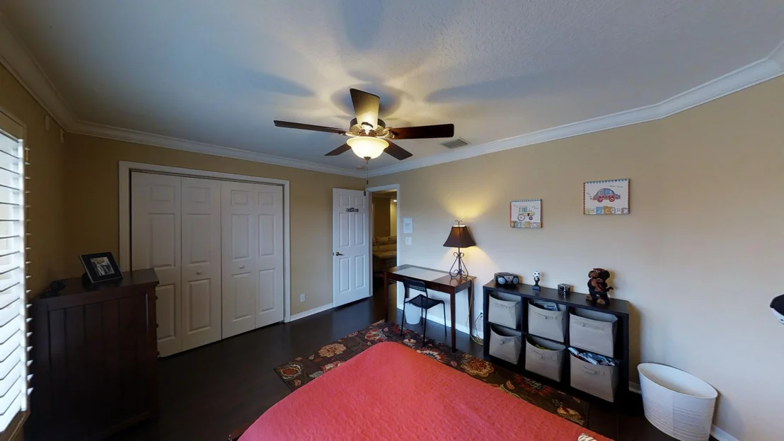 Photo of 11331 Edgewater Circle