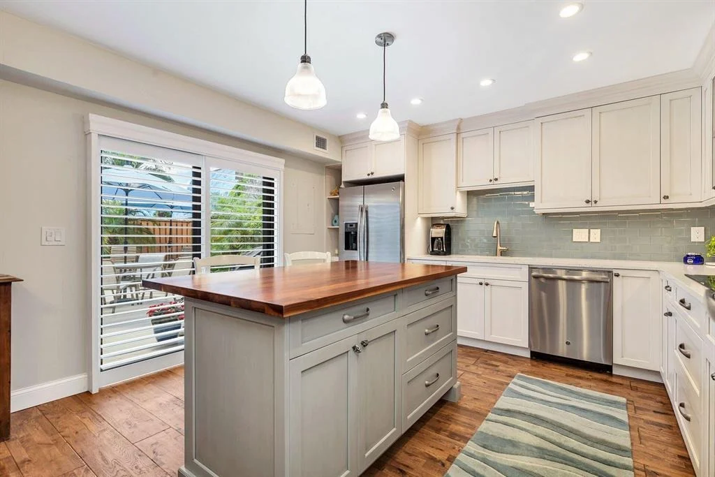 Photo of Unit 31D at 1420 Ocean Way