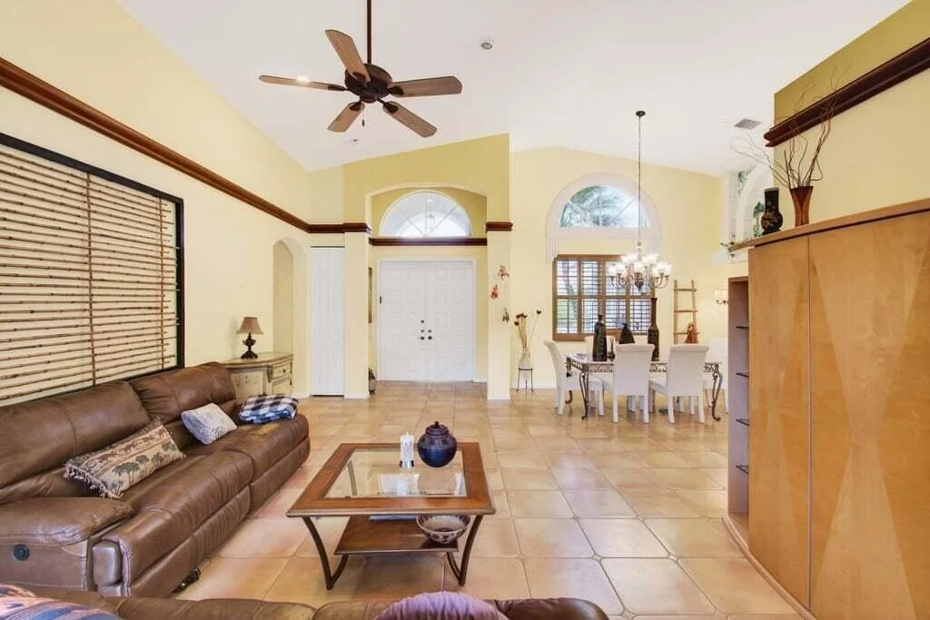 Photo of 6807 W Liseron W