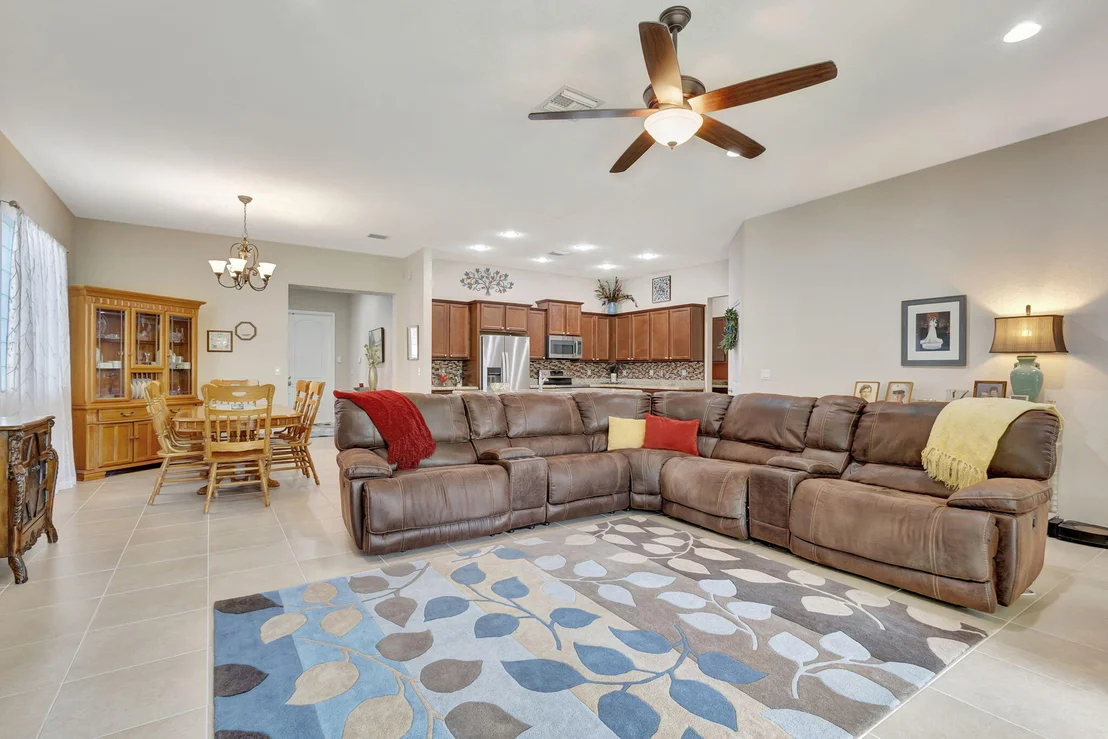 Photo of 6873 Langdon Way