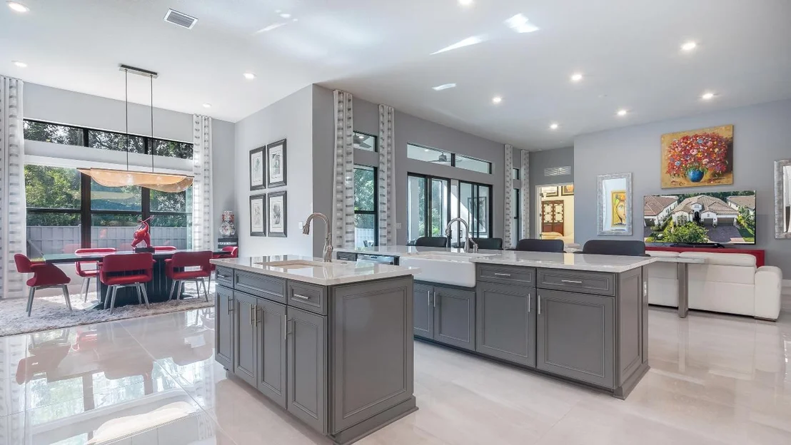 Photo of 7690 Cavern Lane