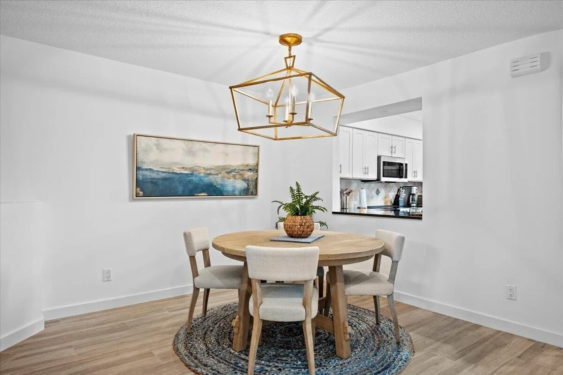 Photo of 105 MAINSAIL Circle