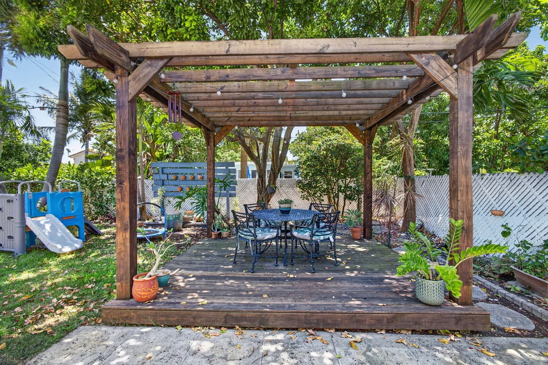 Photo of 213 Fordham Drive
