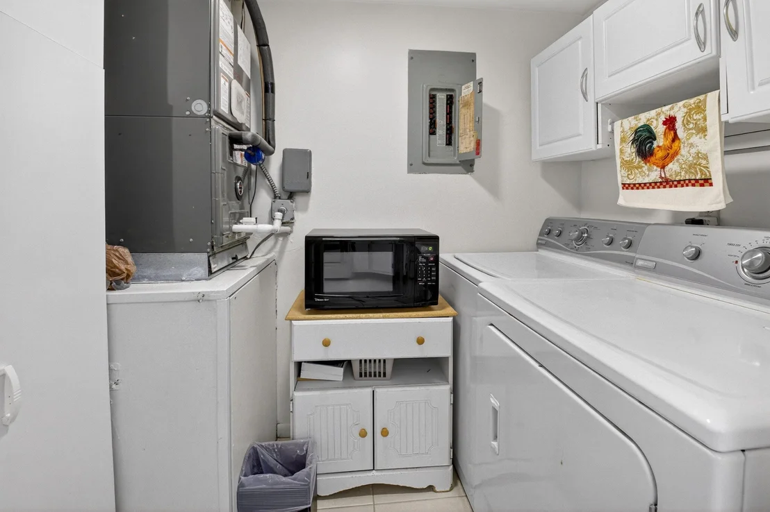 Photo of Unit C2 at 321 Knotty Pine Circle