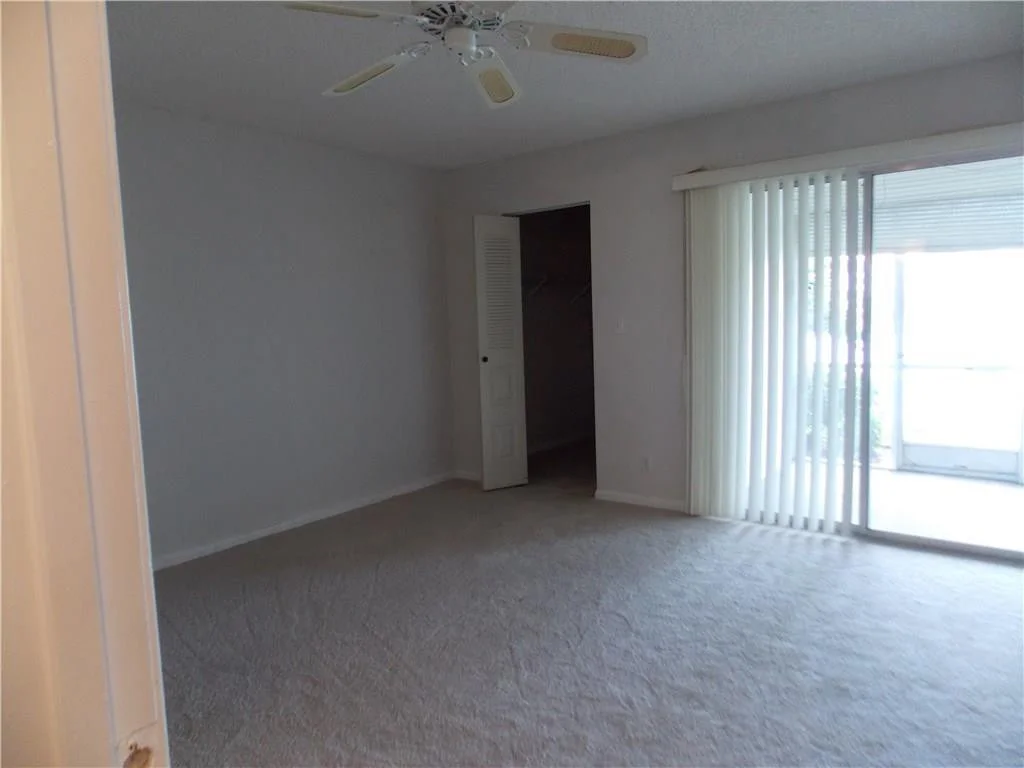 Photo of Unit F1 at 1904 Bermuda Circle