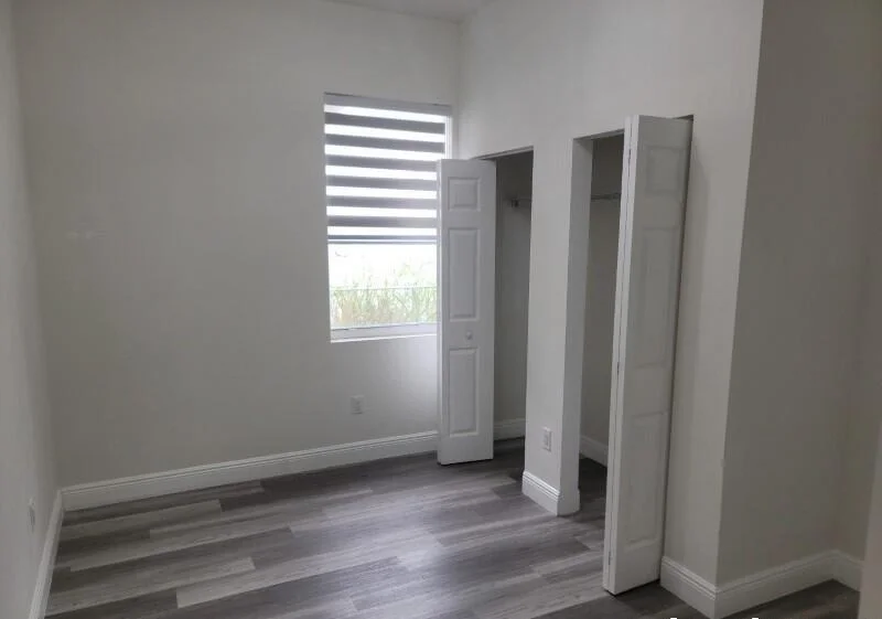 Photo of 803 Avenue B