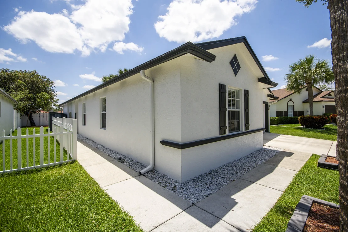 Photo of 6036 Azalea Circle