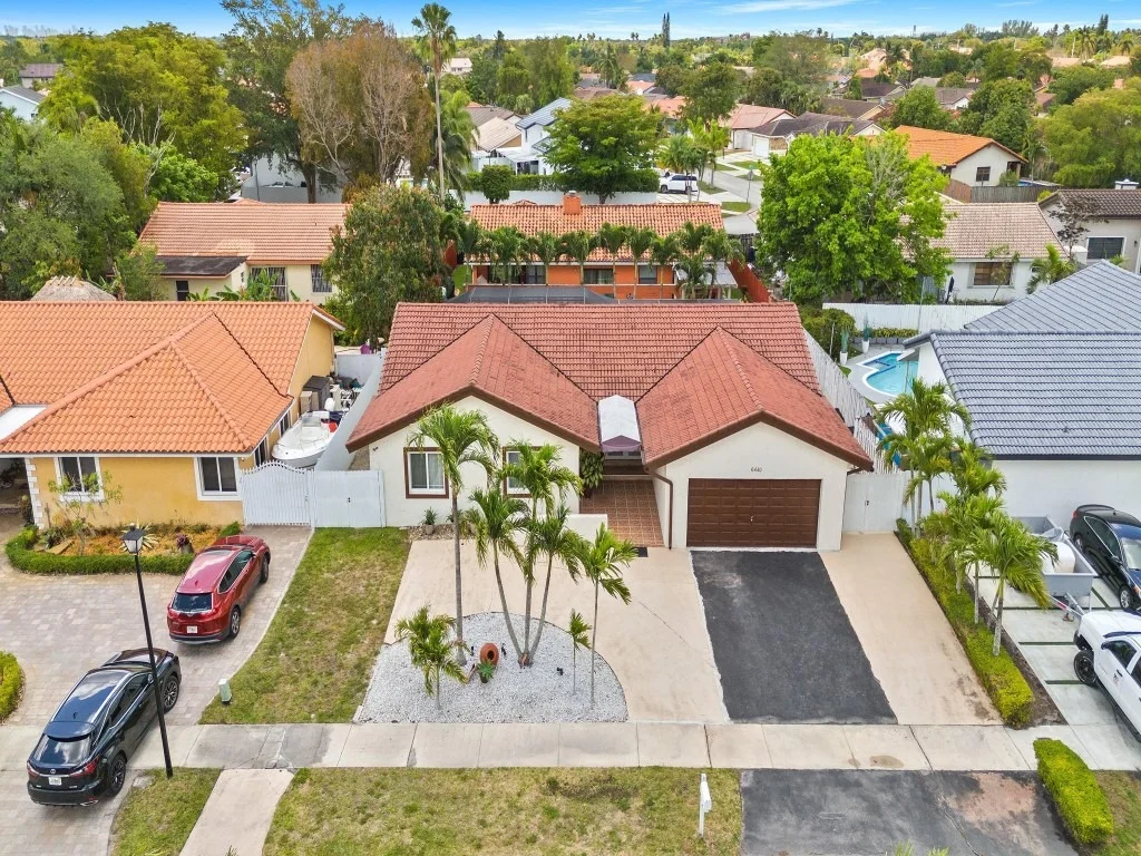 Photo of 6440 NW 201st Terrace