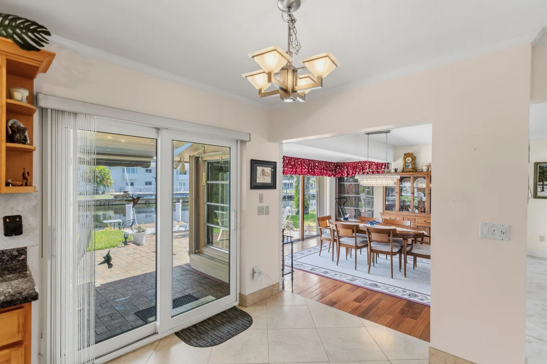 Photo of 270 SE 5th Terrace