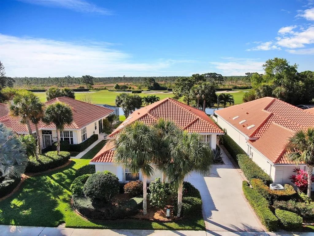 Photo of 7949 SE Double Tree Drive