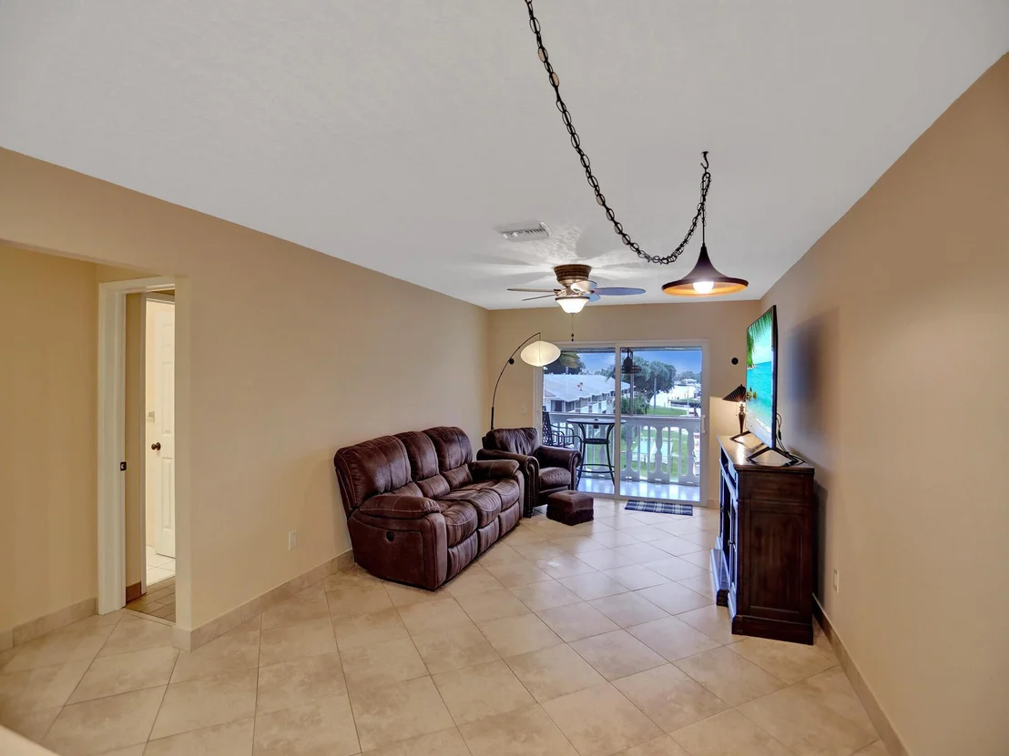 Photo of Unit 304 at 700 Pine Drive
