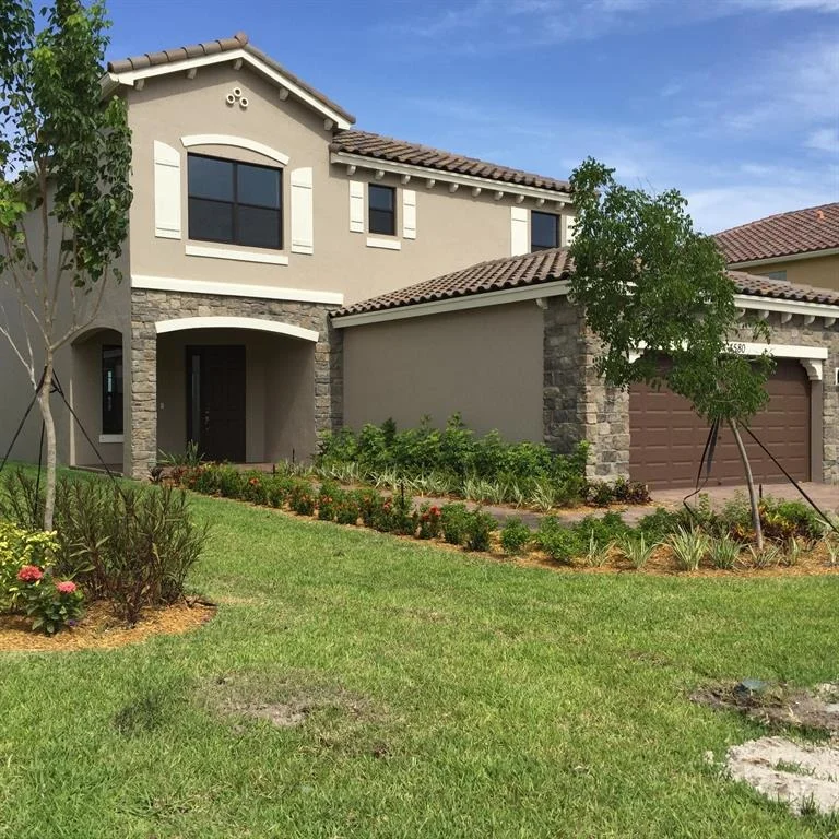 Photo of 4580 Willow Basin Way