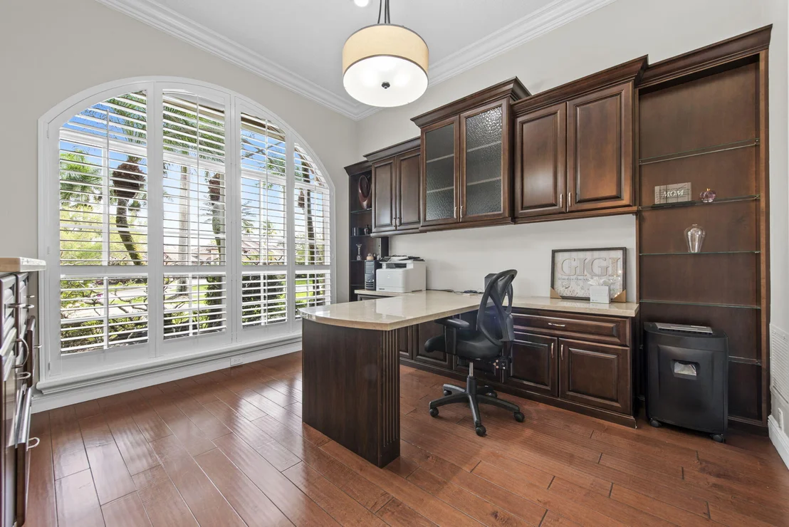 Photo of 7900 N Upper Ridge Drive